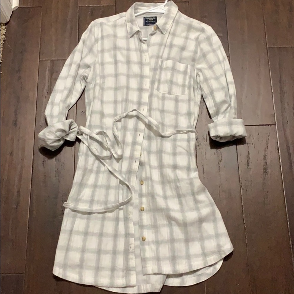 Abercrombie button down dress